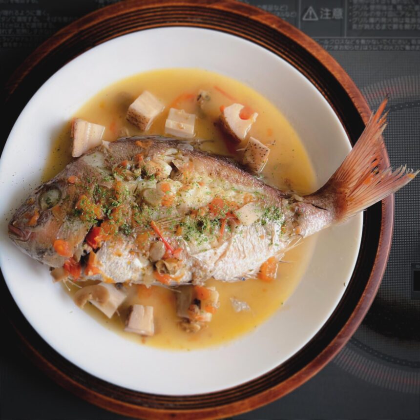 天然真鯛のアクアパッツァ